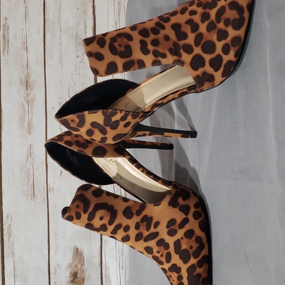 Anne Michelle Leopard Print Booties - Size 10 - Picture 3 of 5